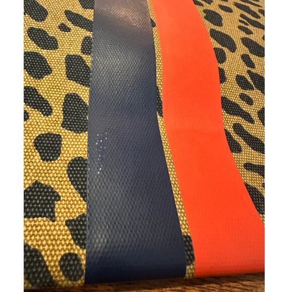 Stella & Dot Women's Bellamy Leopard Print Clutch with Removable Crossbody Chain - Picture 5 of 9